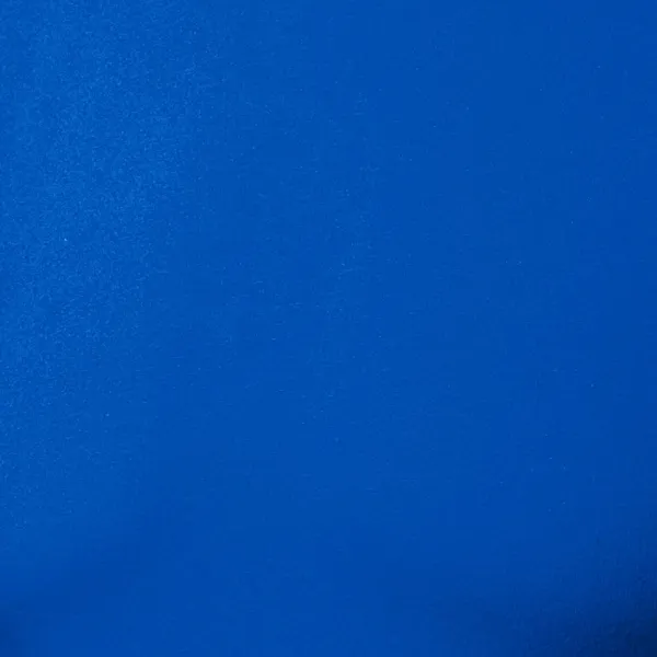 Kevyt T-paita pitkillä hihoilla - 100% puuvillaa maksimaalisen mukavuuden takaamiseksi