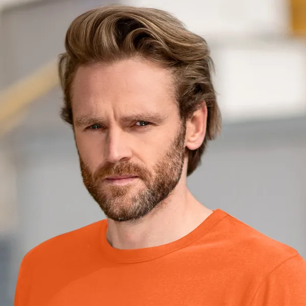 Kestävä miesten pitkähihainen T-paita - Klassinen pyöreä pääntie