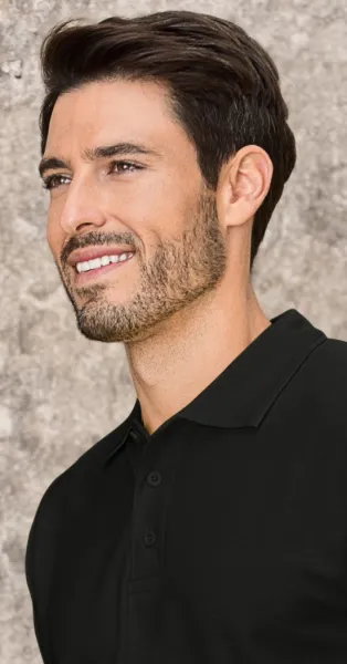 Miesten löysä pikeepaita - 3-napin kiinnitys