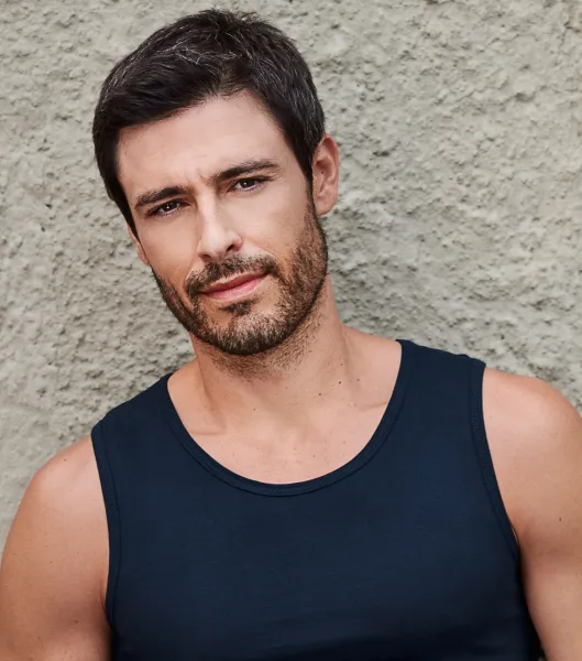 Miesten toppi - Klassinen pyöreä pääntie