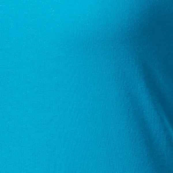 Naisten slim fit t-paita, jossa V-pääntie - 100% puuvillaa maksimaalisen mukavuuden takaamiseksi