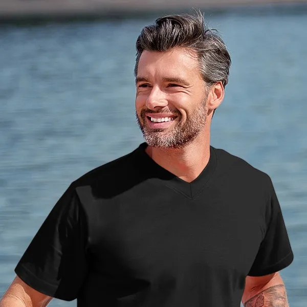 T-paita lyhyillä hihoilla, keskipaino - V-pääntie