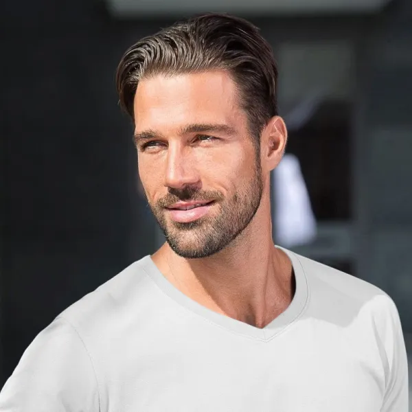 Miesten t-paita - V-pääntie