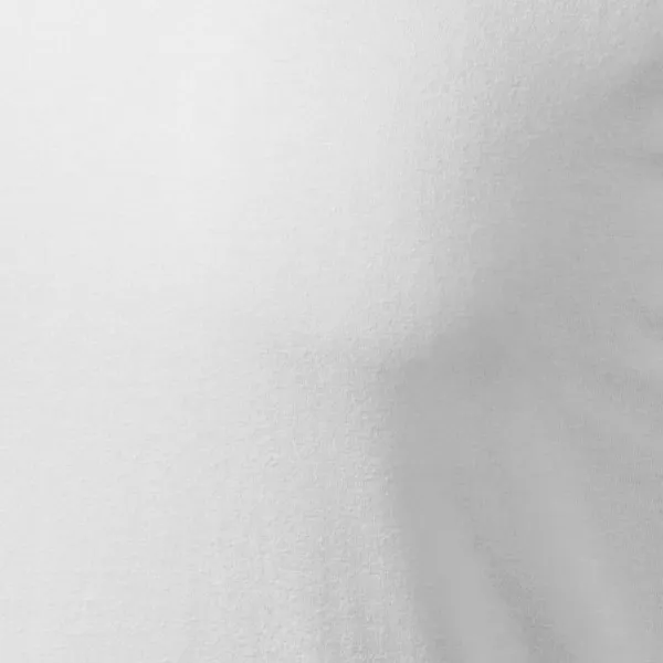 Klassinen T-paita - 100% puuvillaa maksimaalisen mukavuuden takaamiseksi