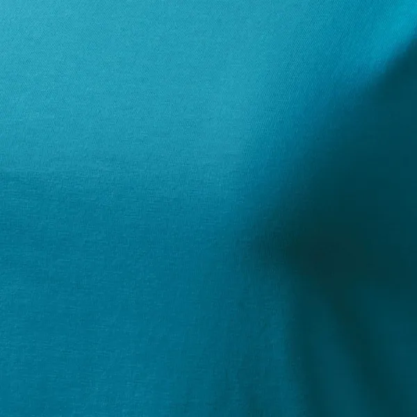 Naisten trendikäs T-paita - 100% puuvillaa maksimaalisen mukavuuden takaamiseksi