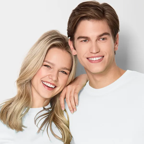 Vaalea T-paita - Klassinen pyöreä pääntie